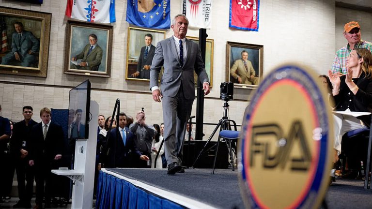 RFK Jr. เผยบริษัทอาหารพร้อมเลิกสีสังเคราะห์ หวั่นกฎระเบียบรัฐแตกต่างกัน