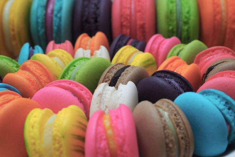 สีสันกับการขายขนม: กลยุทธ์จิตวิทยาและการตลาด