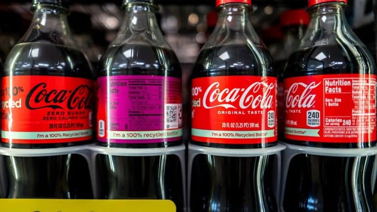 โค้กยังไม่คืบหน้า? ปริมาณพลาสติกรีไซเคิลและพลาสติกใหม่เพิ่มขึ้นในปี 2024